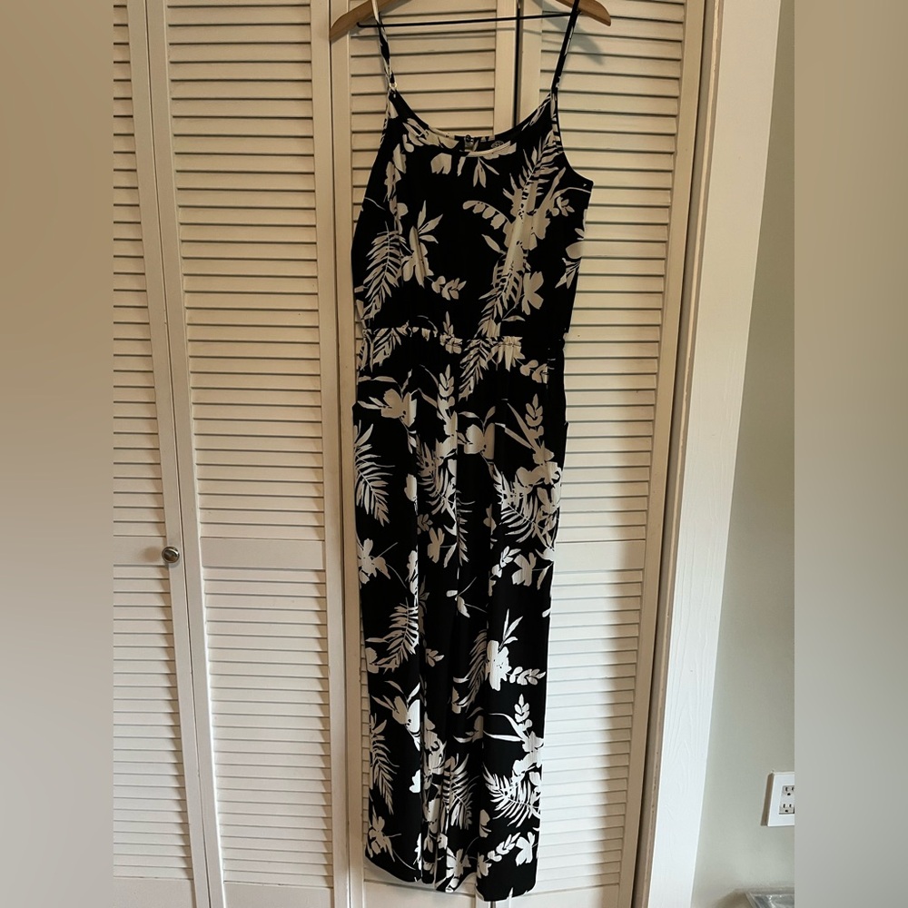 Bobeau Black and White Floral Jumpsuit with Relaxed Silhouette
